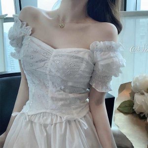 Square Neck Bubble Short Sleeve Retro Fashion One-Shoulder White Short Blouse Women